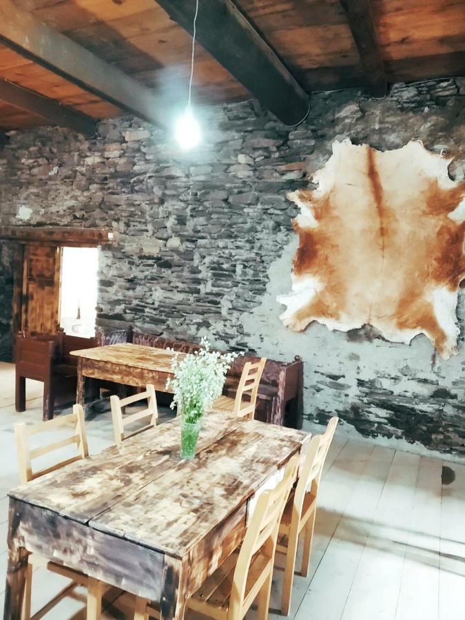 메스티아 Raul Lushnu Darbaz B&B 외부 사진